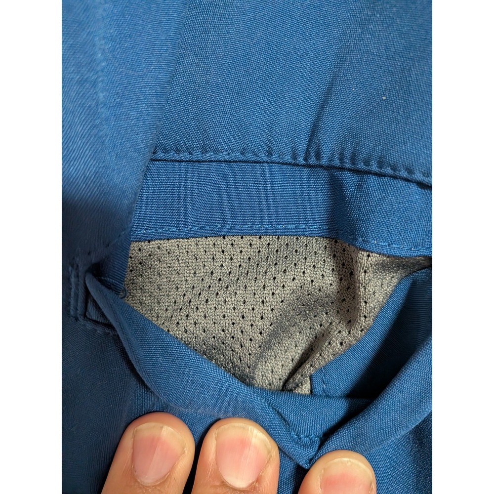 Under Armour Kids Blue Golf Shorts Adjustable Waist Youth Medium YMD JM M Loose - Picture 12 of 13